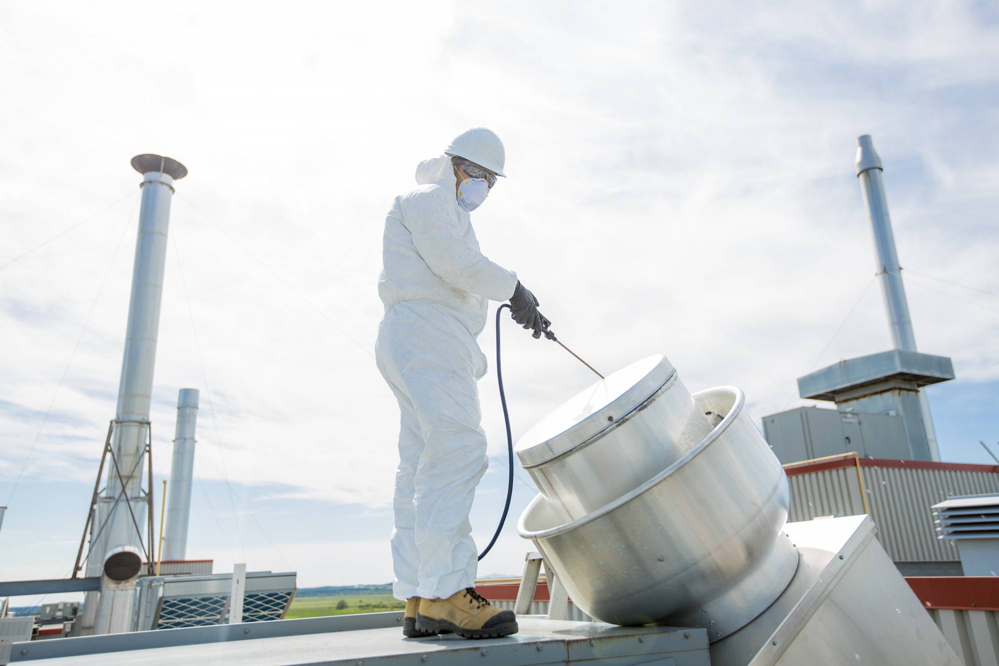 Pourquoi faire appel à une entreprise dédiée aux travaux de nettoyage spécifique pour les industries ? Belfort