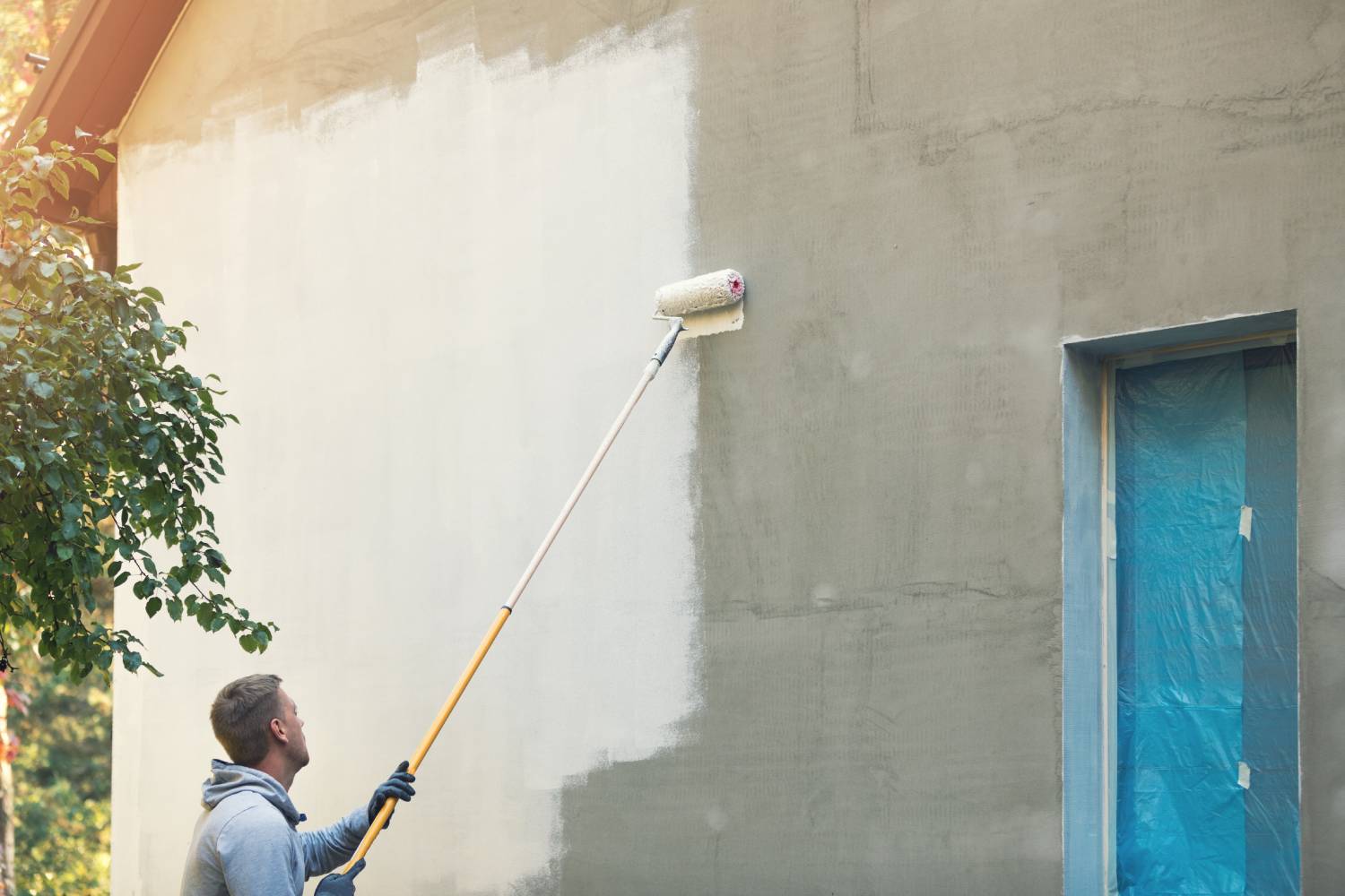 Quelles sont les erreurs courantes lors des travaux de peinture d&#8217;une façade ? Cernay